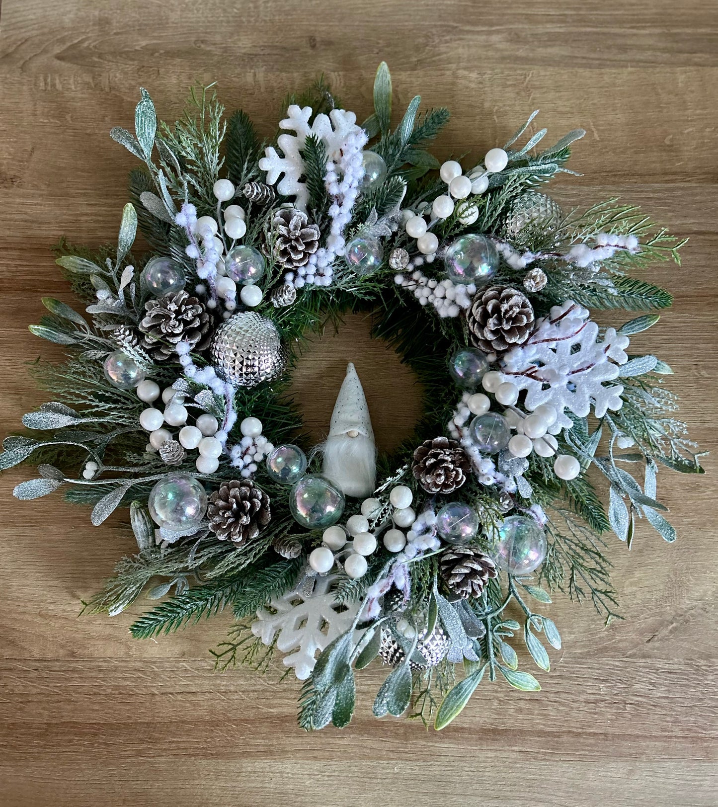 Winter Wonderland Frosted Wreath