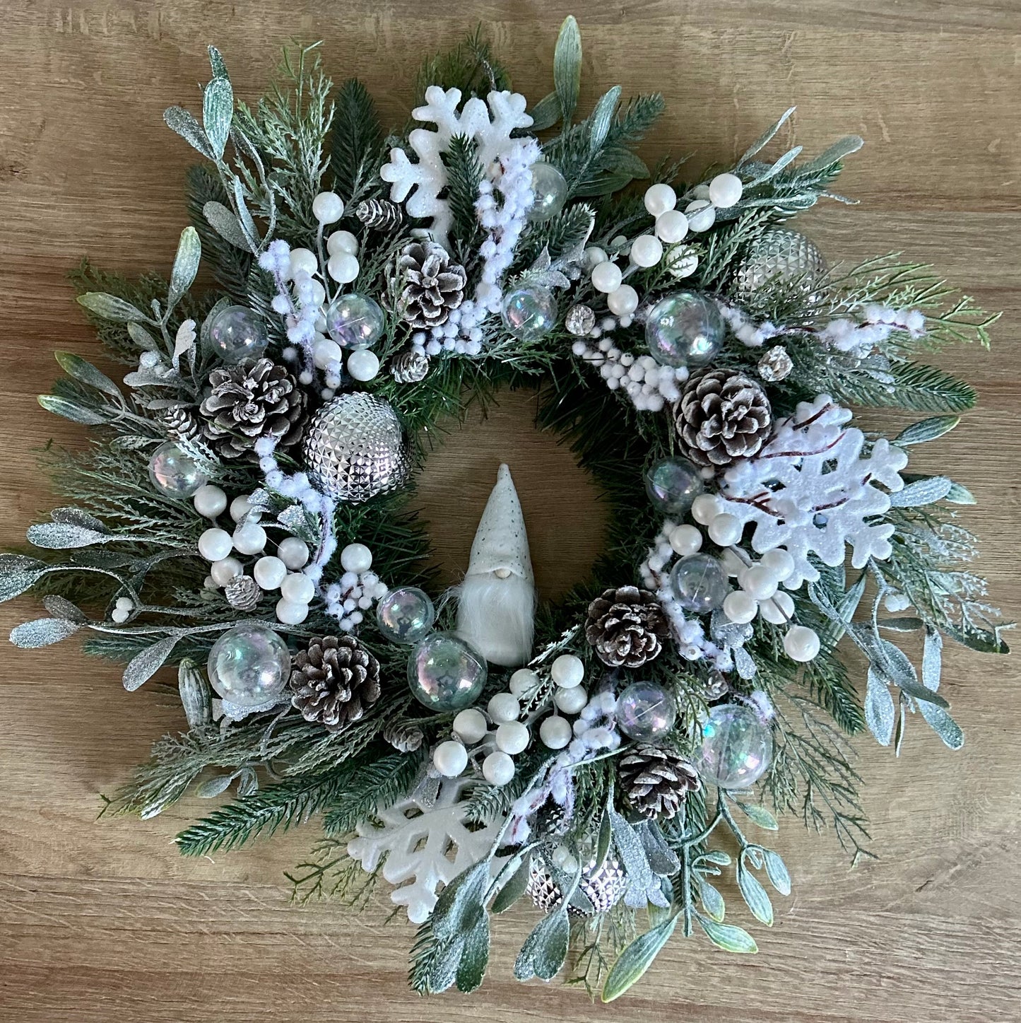 Winter Wonderland Frosted Wreath