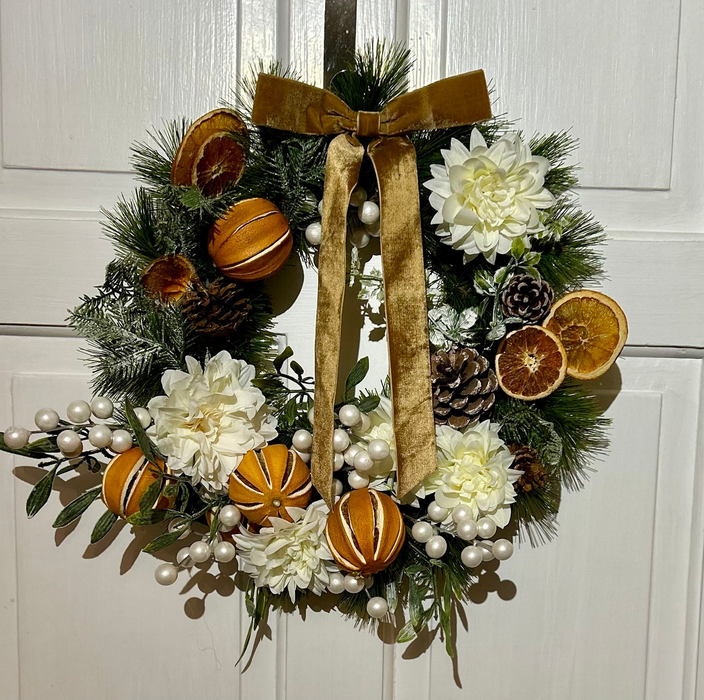 Elegant Gold & White Christmas Wreath with Natural Citrus