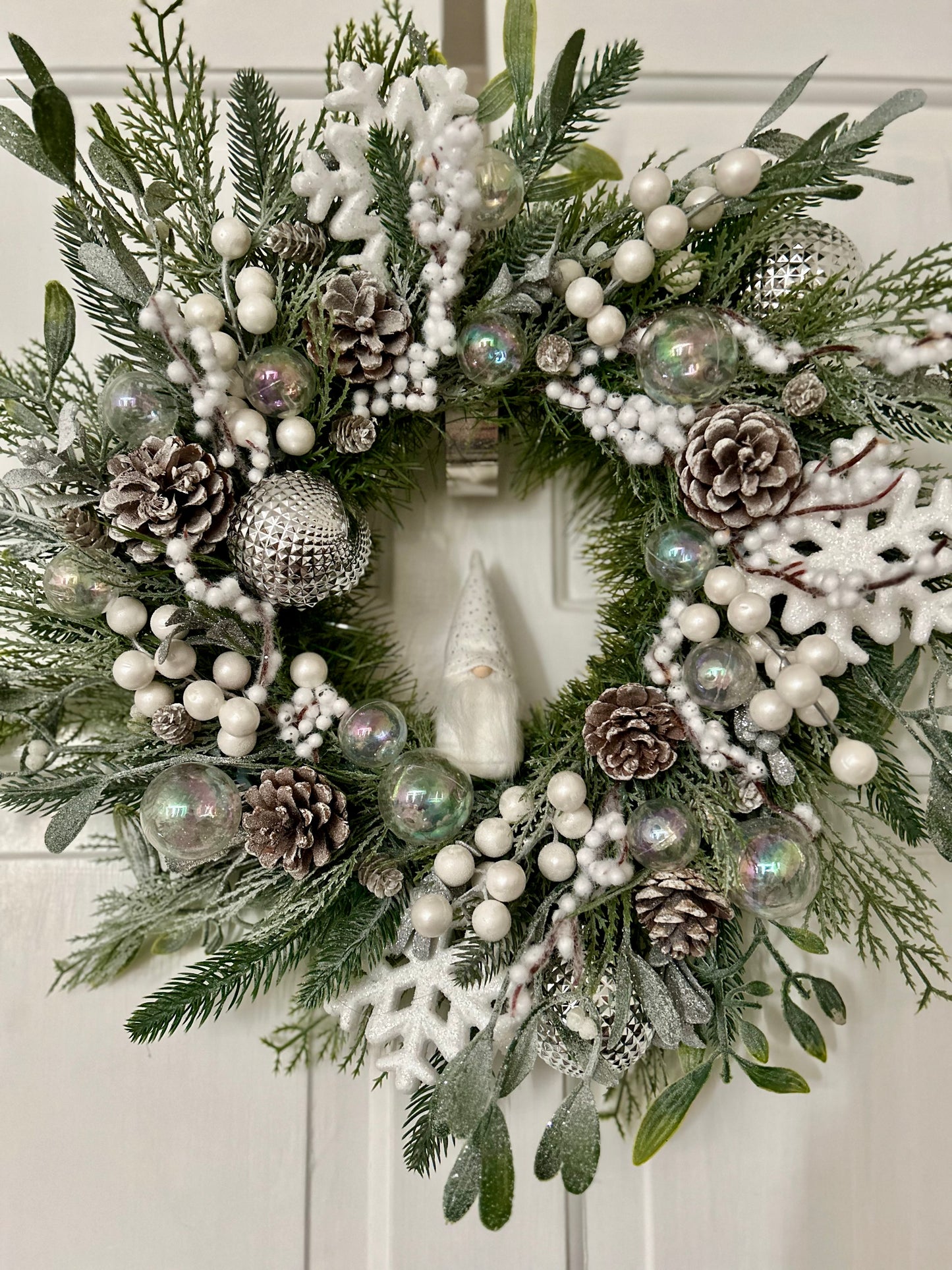 Winter Wonderland Frosted Wreath